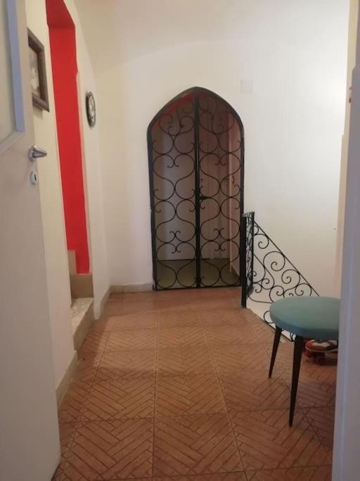 Capa E Coda Appartamento In Centro Storico Napoli Eksteriør billede