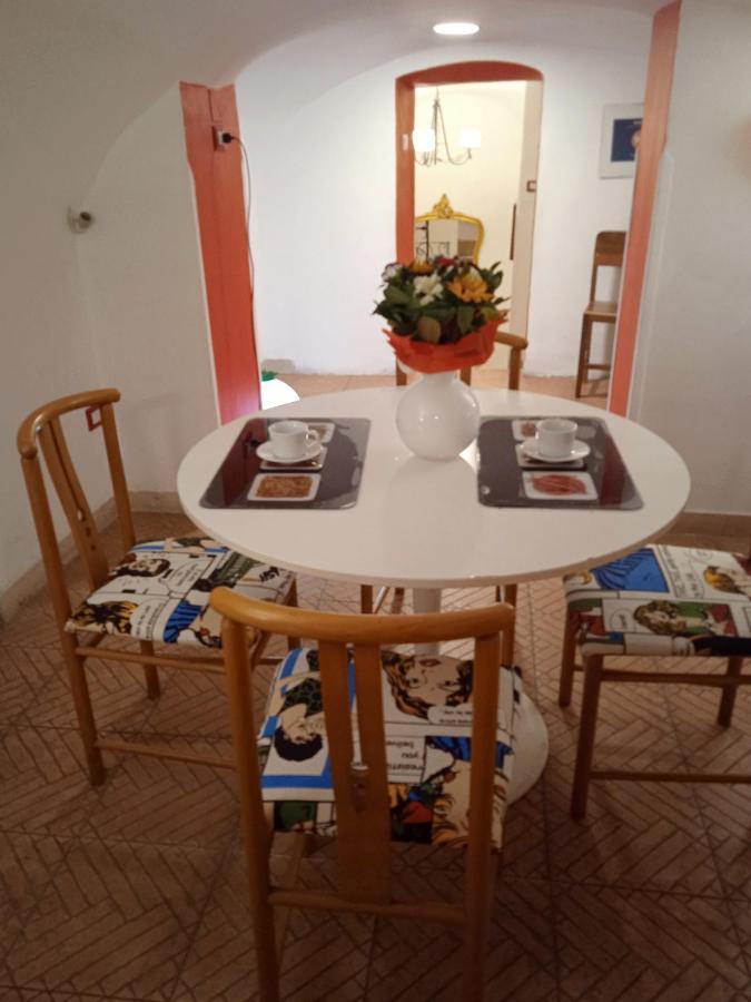 Capa E Coda Appartamento In Centro Storico Napoli Eksteriør billede
